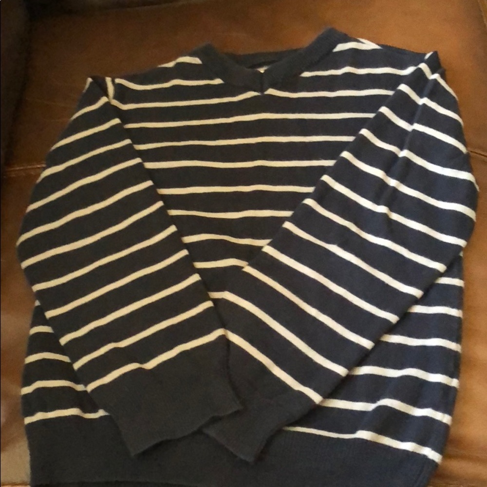 Boys long sleeve light sweater